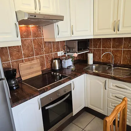Apartment Casa Palmera 4 Only 150 Meters To Beach, Heated Pool, Wifi, Sat-tv, Terrace, Central Location, Washing Machine *