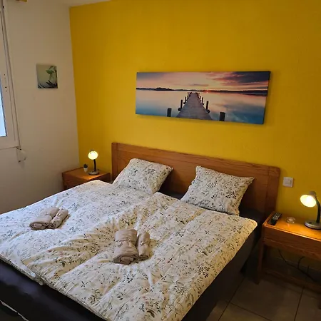 Apartment Casa Palmera 4 Only 150 Meters To Beach, Heated Pool, Wifi, Sat-tv, Terrace, Central Location, Washing Machine