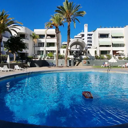Casa Palmera 4 Only 150 Meters To Beach, Heated Pool, Wifi, Sat-tv, Terrace, Central Location, Washing Machine Apartment Playa de las Americas (Tenerife)