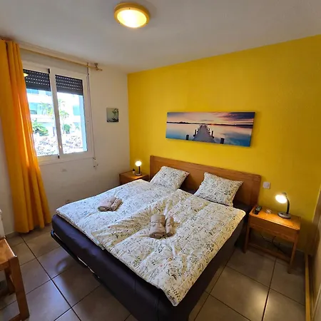 아파트 Casa Palmera 4 Only 150 Meters To Beach, Heated Pool, Wifi, Sat-tv, Terrace, Central Location, Washing Machine 플라야데라스아메리카스